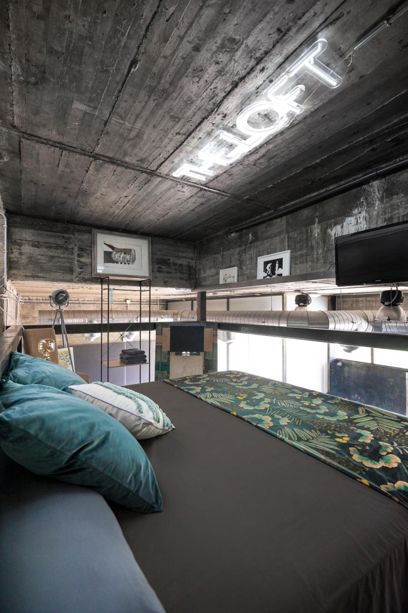 The Loft - With Private Pool & Jacuzzi Villa Corbera de Llobregat Екстериор снимка